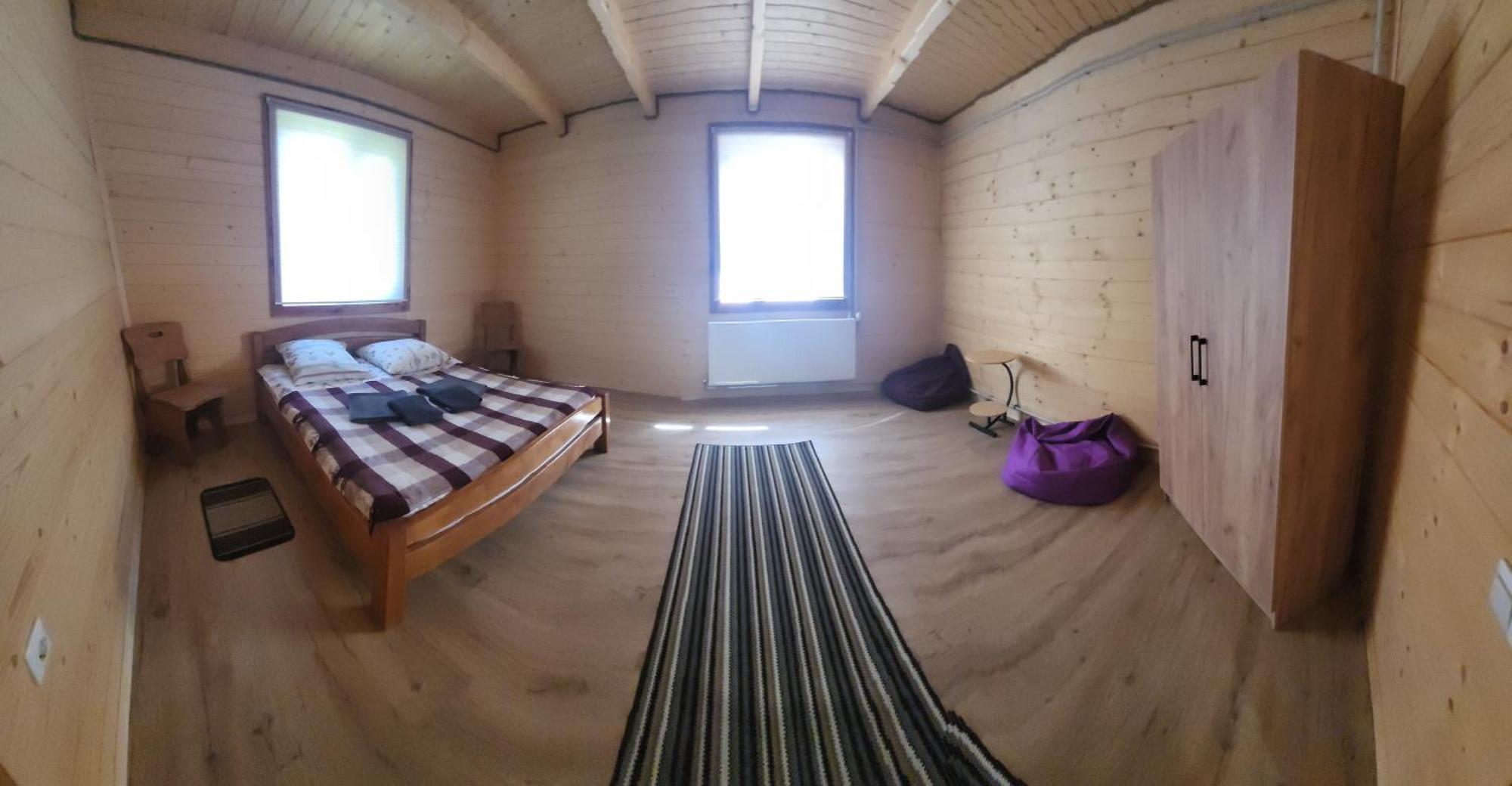 Pid Yasenem Hotel Verkhovyna Eksteriør billede